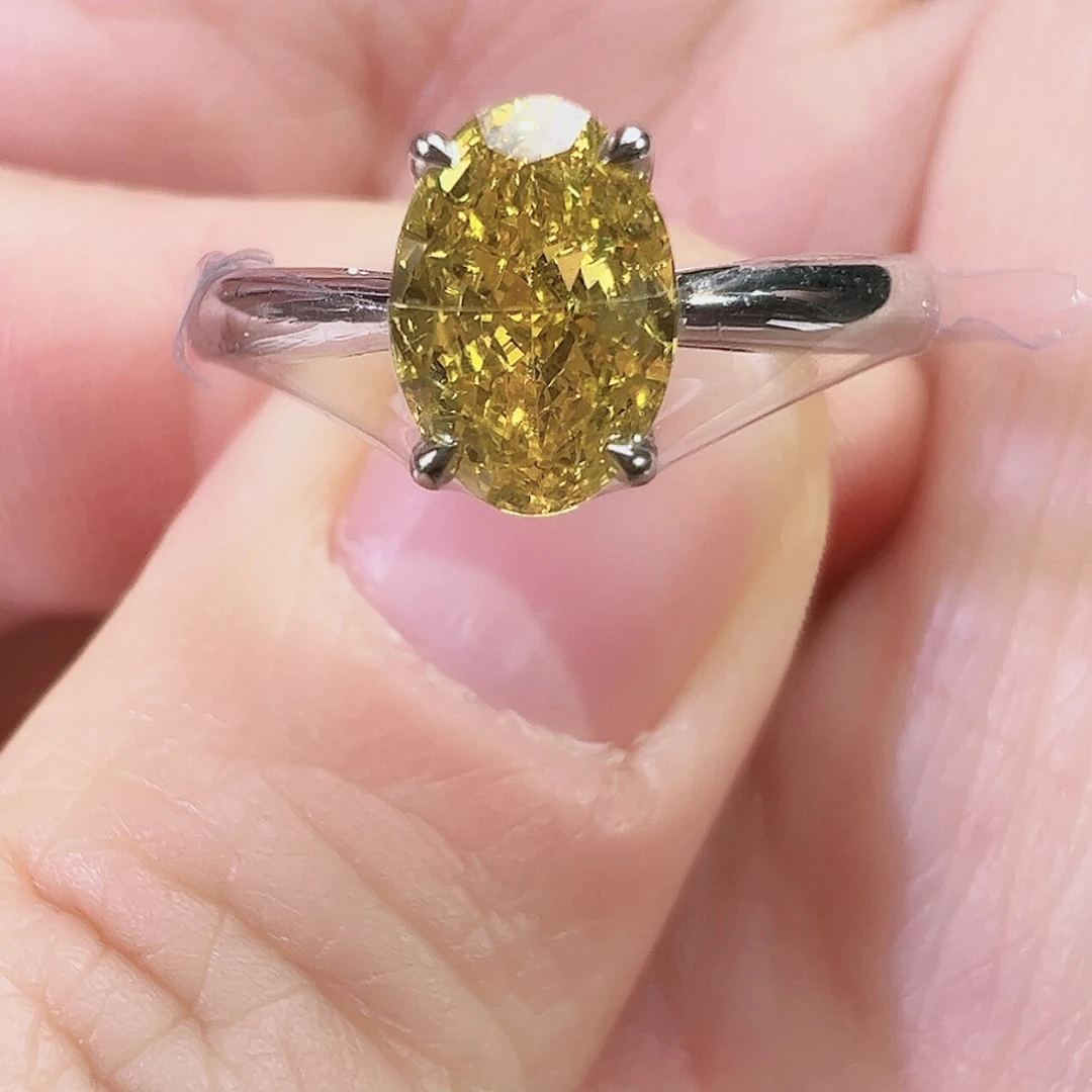 实验室培育钻石18K金镶嵌艳彩黄鸽子蛋13圈