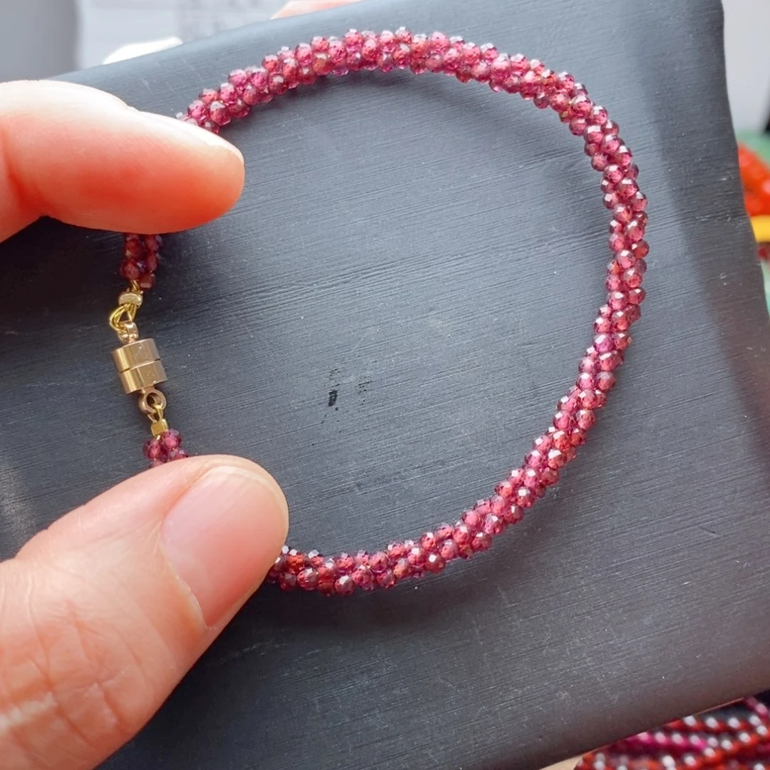 石榴石手链未镶嵌不退款，直播间讲好的