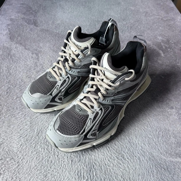 95新 Balenciaga/巴黎世家 x-pander灰色弹簧鞋/44码/无配件
