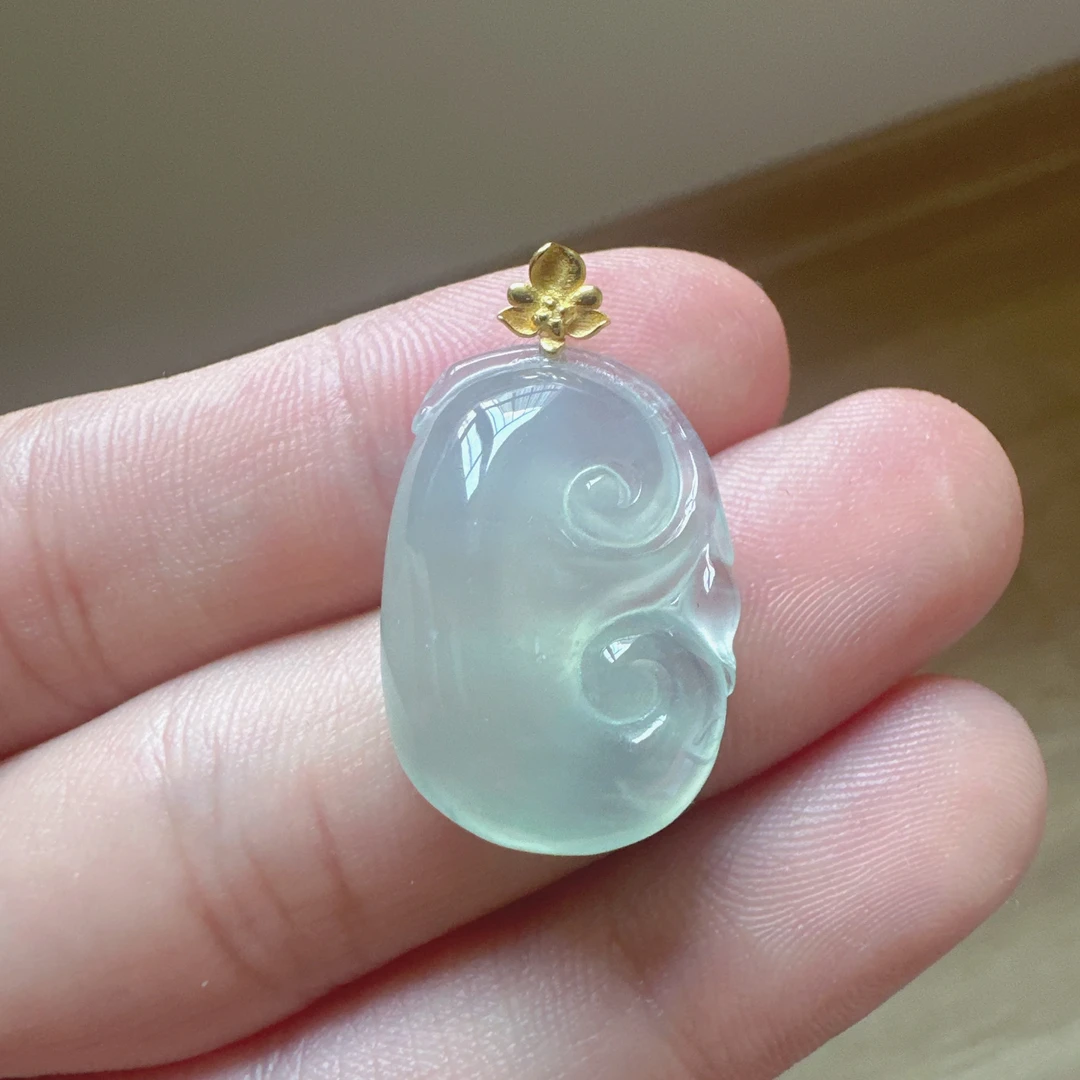 天然缅甸翡翠A货，18k金镶嵌冰种如意 裸石尺寸23.4*16.1*6.2