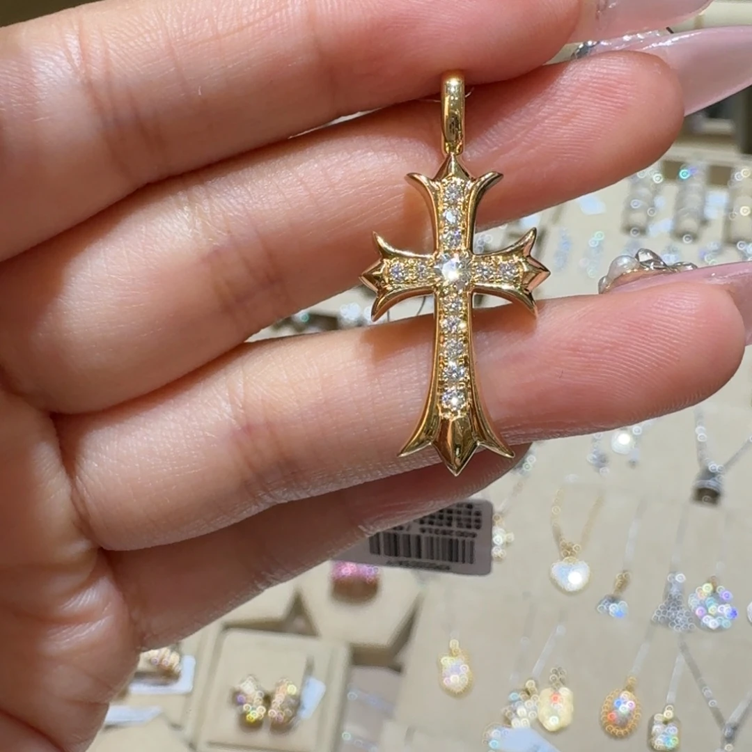 18K金镶嵌吊坠(不含链)钻石