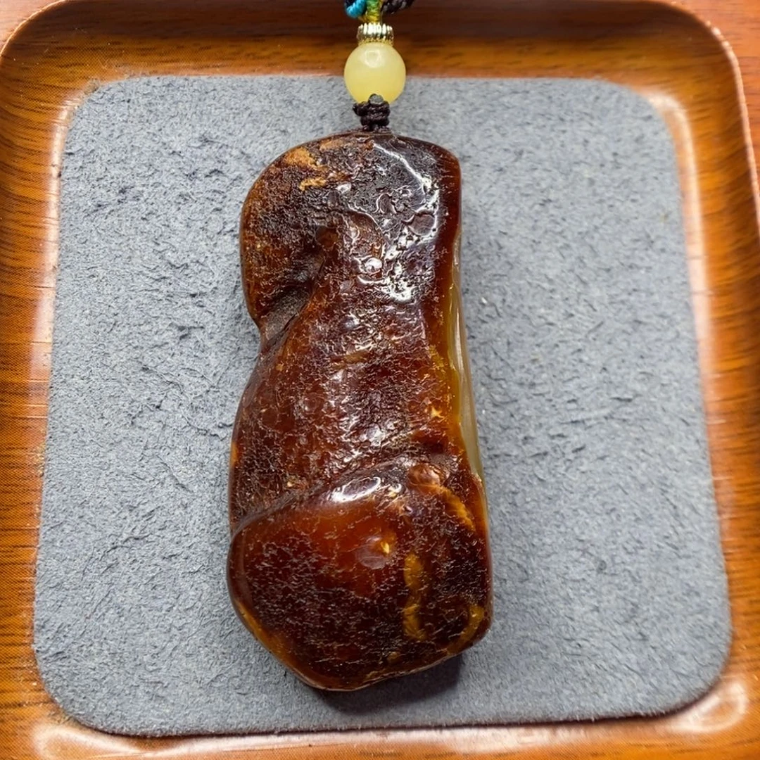 跳***）蜜蜡未镶嵌颈饰郎