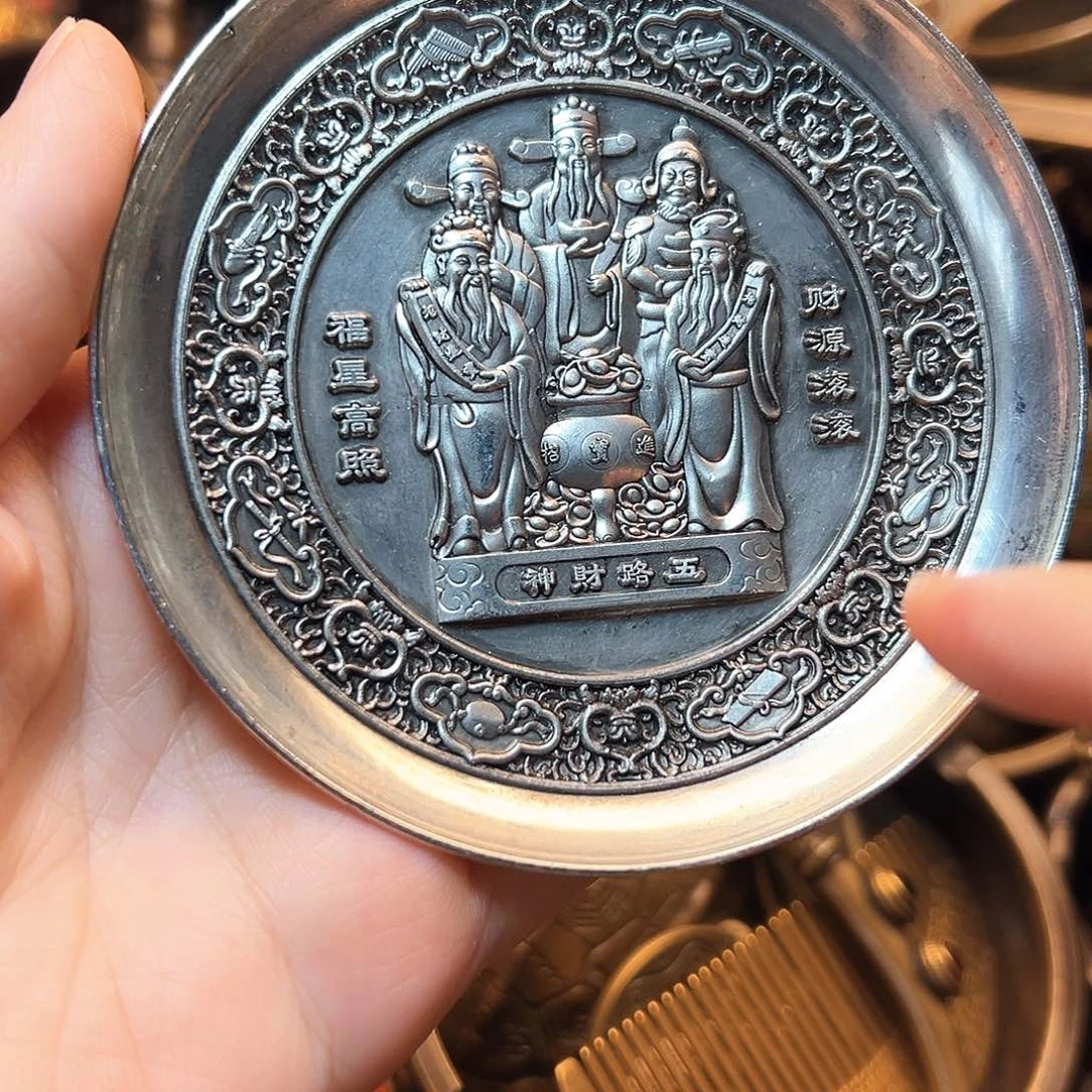 精美铜器工艺品等