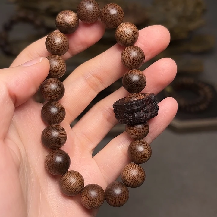 沉香手串越南富森红土帝王料1.0+降真香醒狮