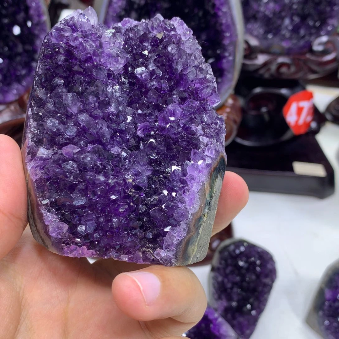 织绣乌拉圭紫水晶171