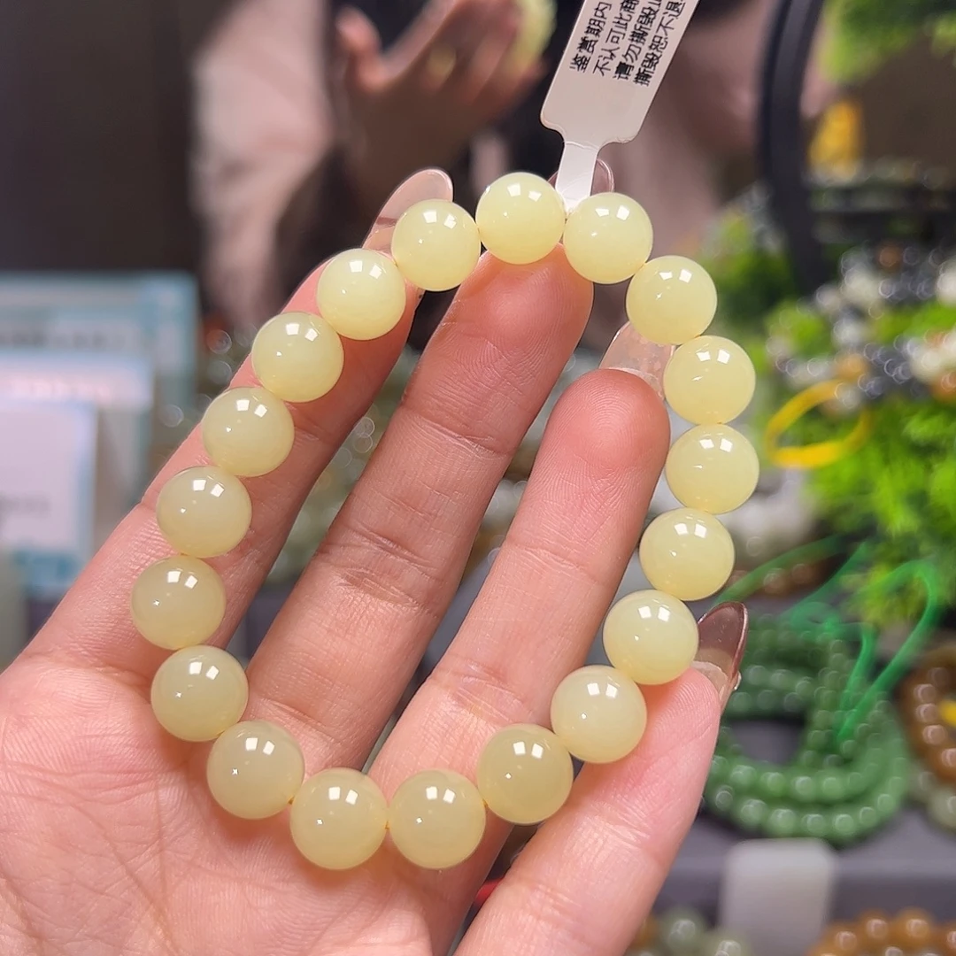 和田玉未镶嵌手串