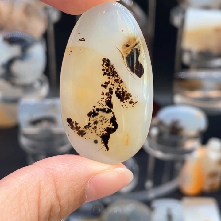 玛瑙/玉髓合金颈饰