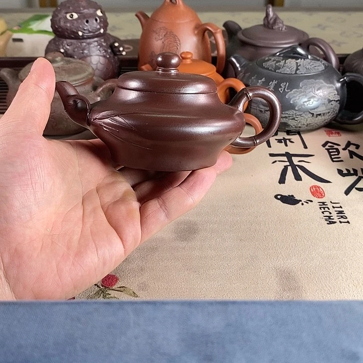 茶壶紫砂紫砂的微瑕