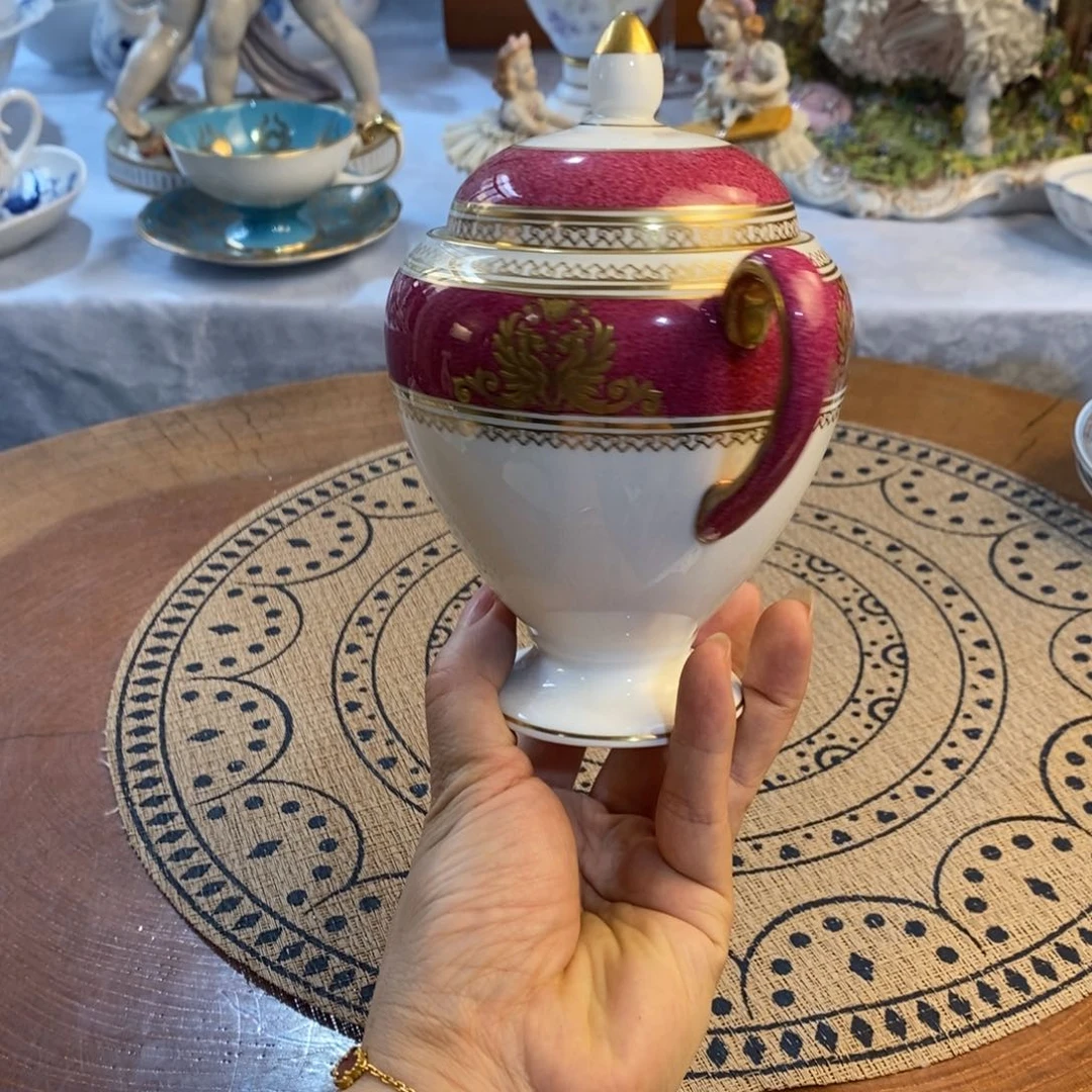 瓷器哈哈哈哈哈哈哈我