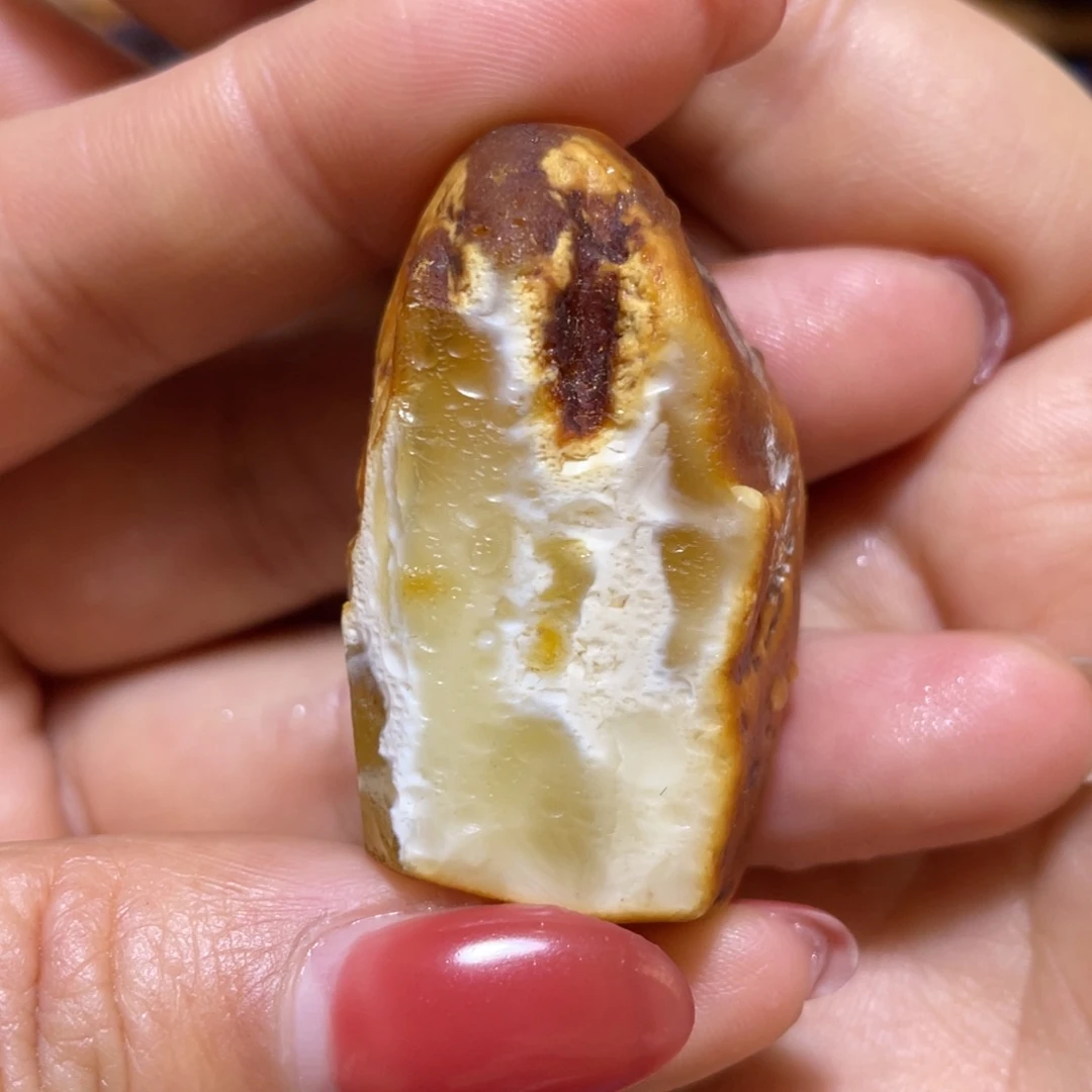 定制琥珀未镶嵌原石