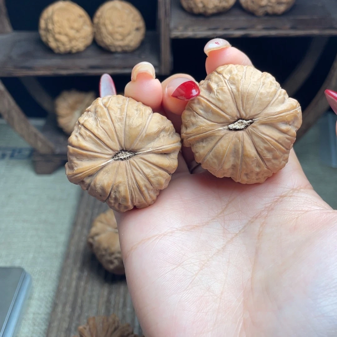 文玩核桃吊坠南瓜墩42 白茬精配克重足