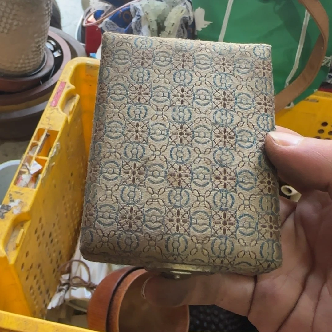 佚***名偏远地区不包邮的