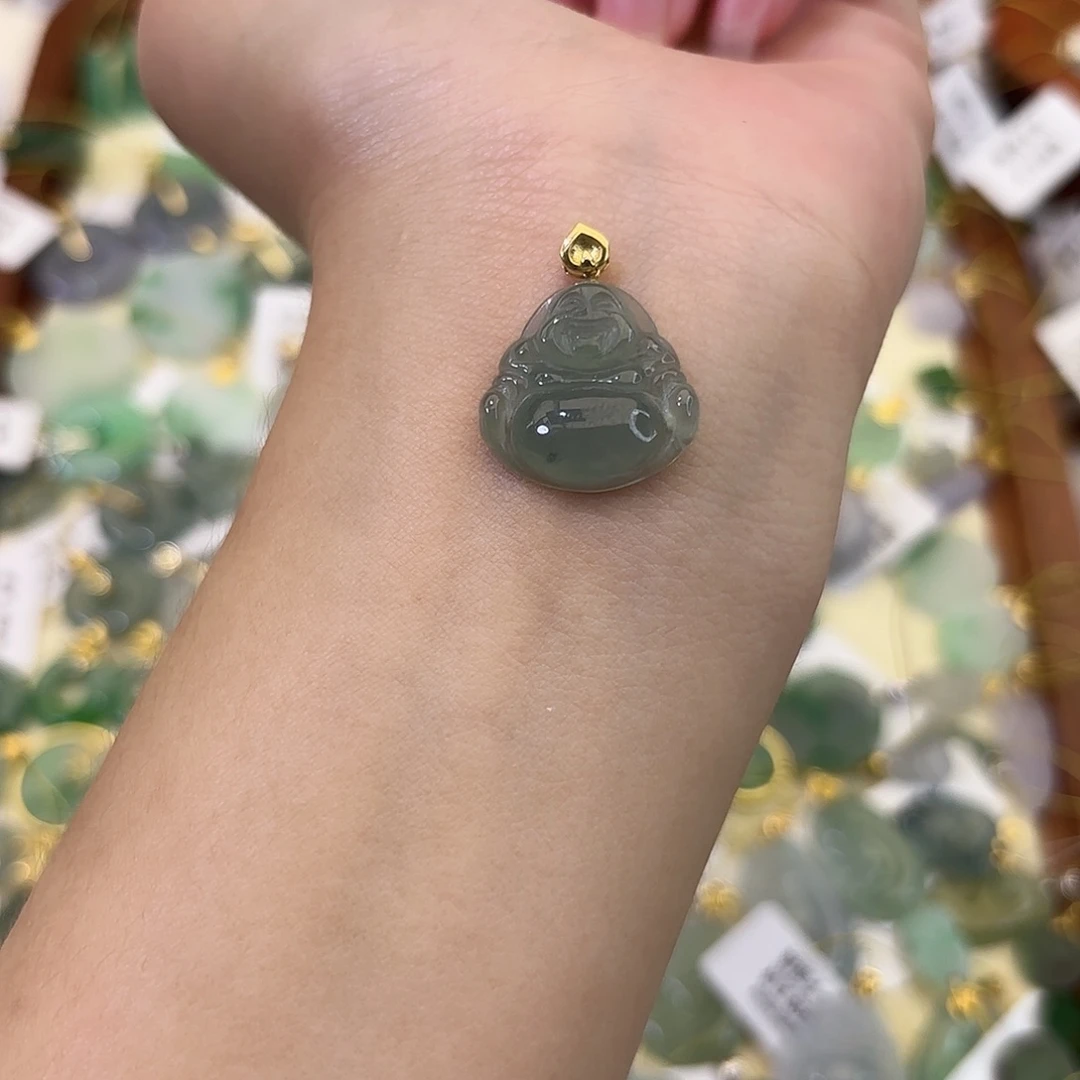 翡翠18K金镶嵌颈饰佛公