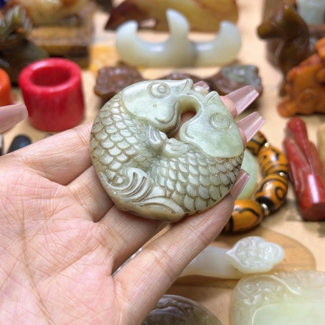 【闪购商品】蛇纹石玉颈饰未镶嵌