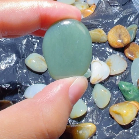 和田玉（子料）未镶嵌颈饰10克