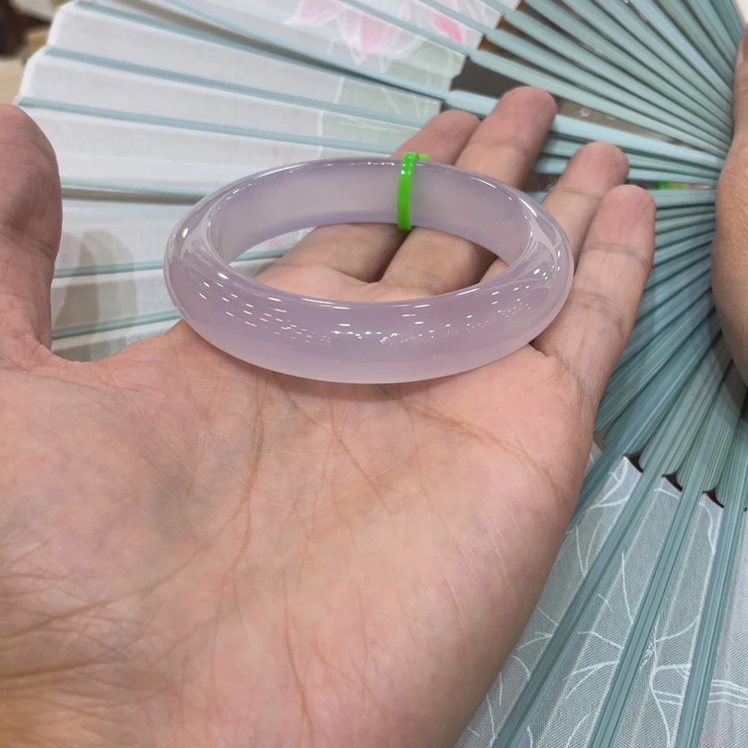 玛瑙/玉髓手镯未镶嵌第****品