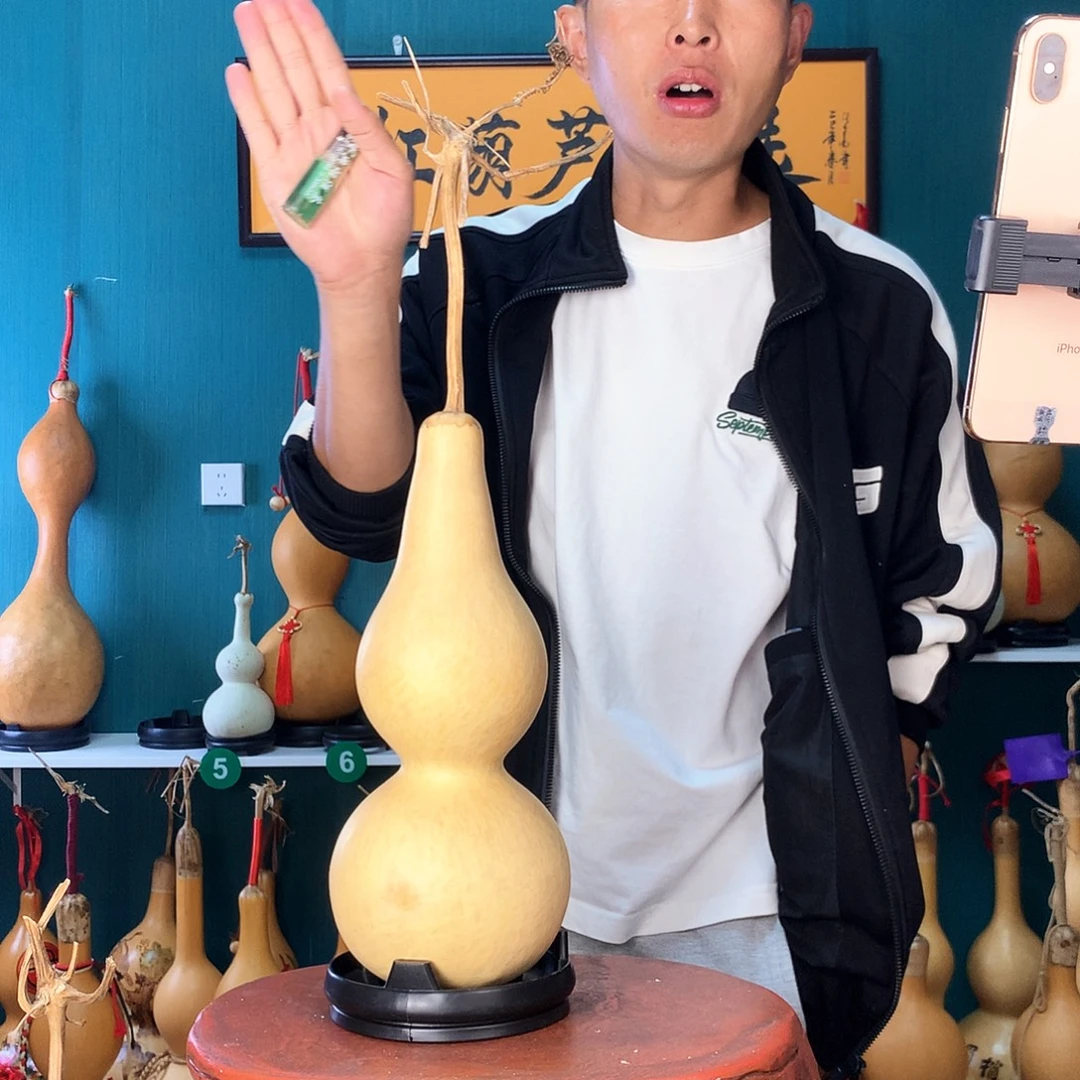 L***哥Dguiokhhggjkkkhgchkkk