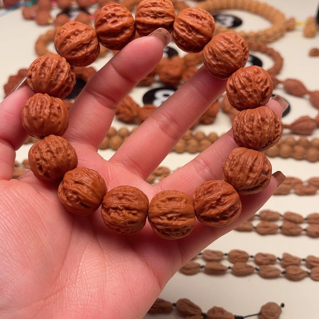 .***.文玩核桃吊坠京八棱