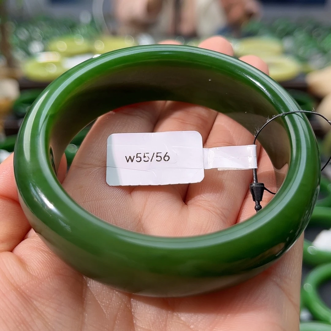 和田玉（碧玉）手镯未镶嵌