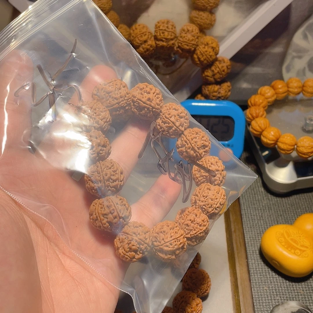 手串金刚菩提蛋****）六瓣