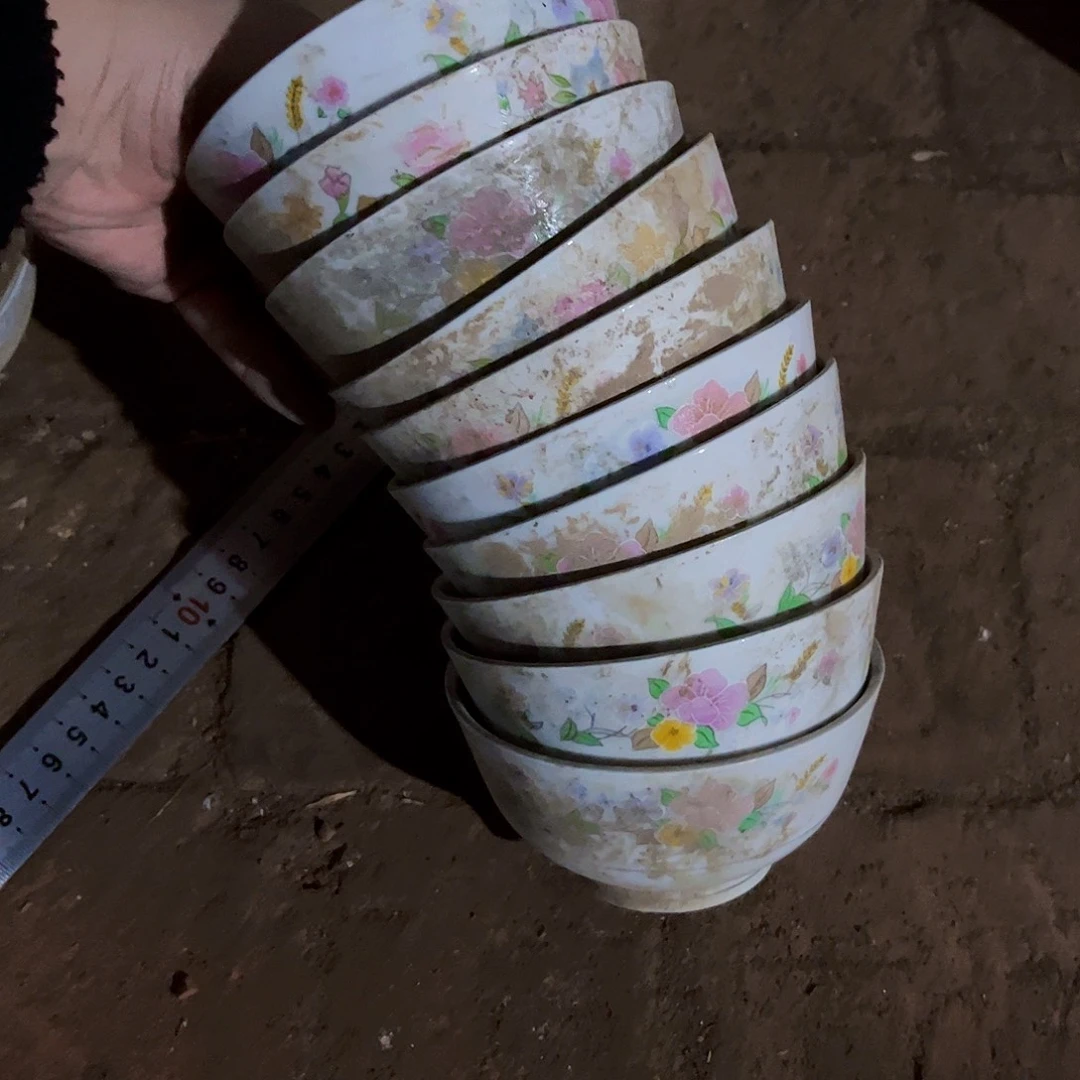 摆件，烧制问题都是正常的13号到手10个，直径11