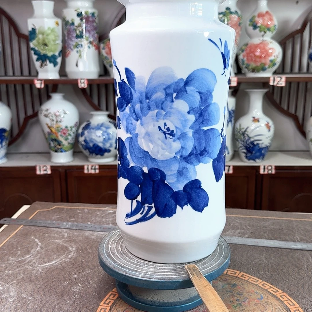 摆件景德镇陶瓷书青牡