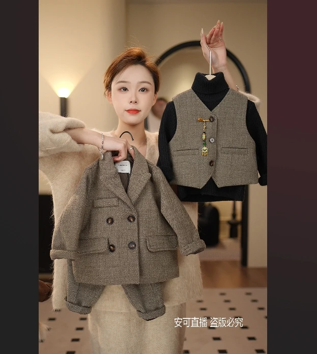 【三件套】2025冬季新款套装儿童洋气时尚英伦时尚1277