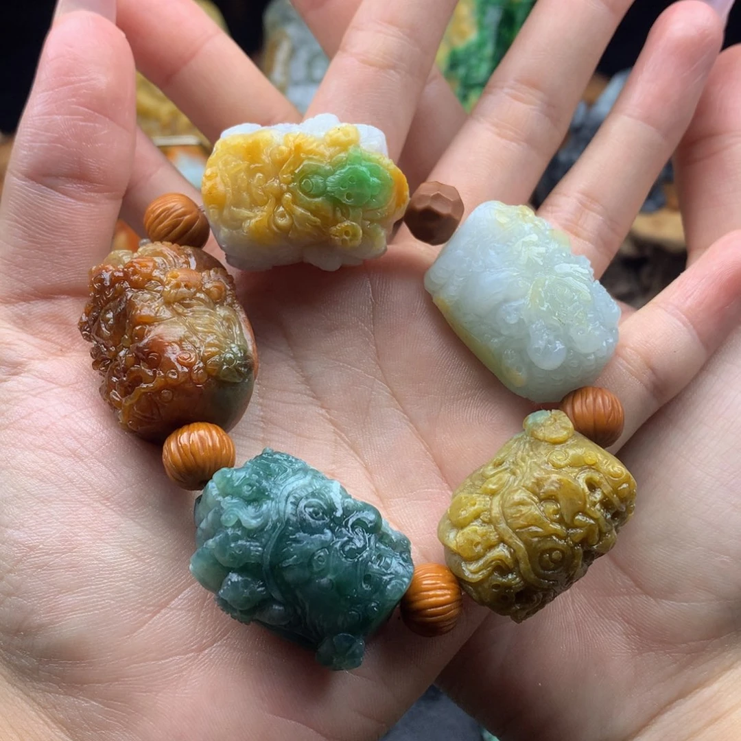 奔****定制翡翠未镶嵌翡翠