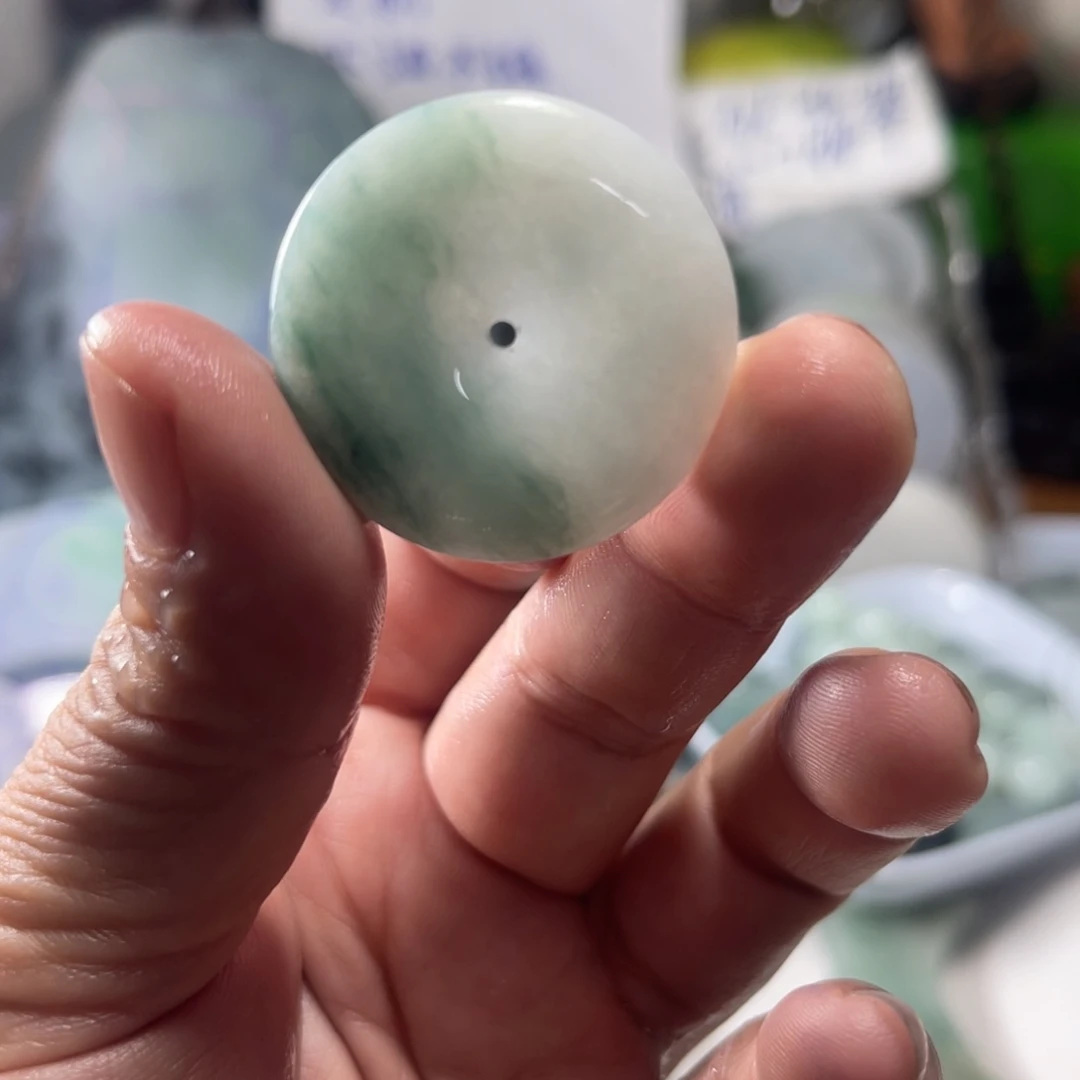 翡翠裸石翡翠毛料
