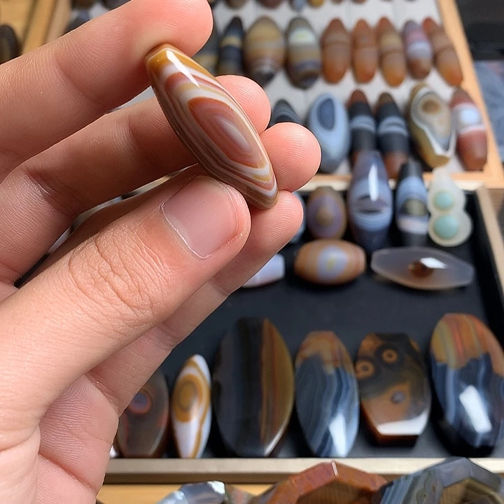 玛瑙/玉髓未镶嵌颈饰