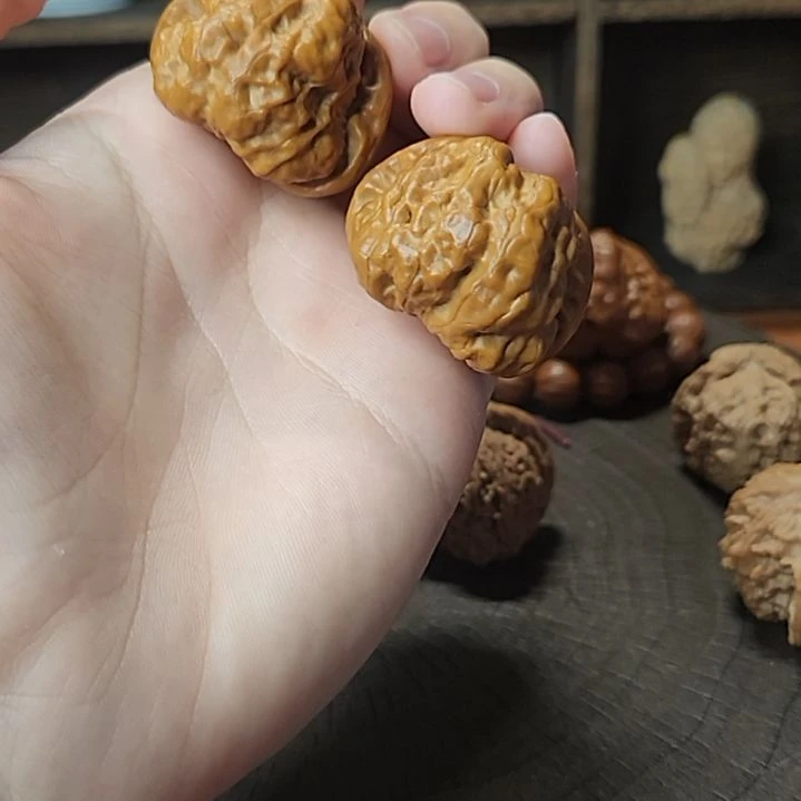 文玩核桃吊坠38蛙饼