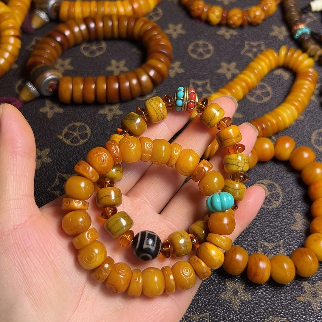 香榧木藏区手串牛骨