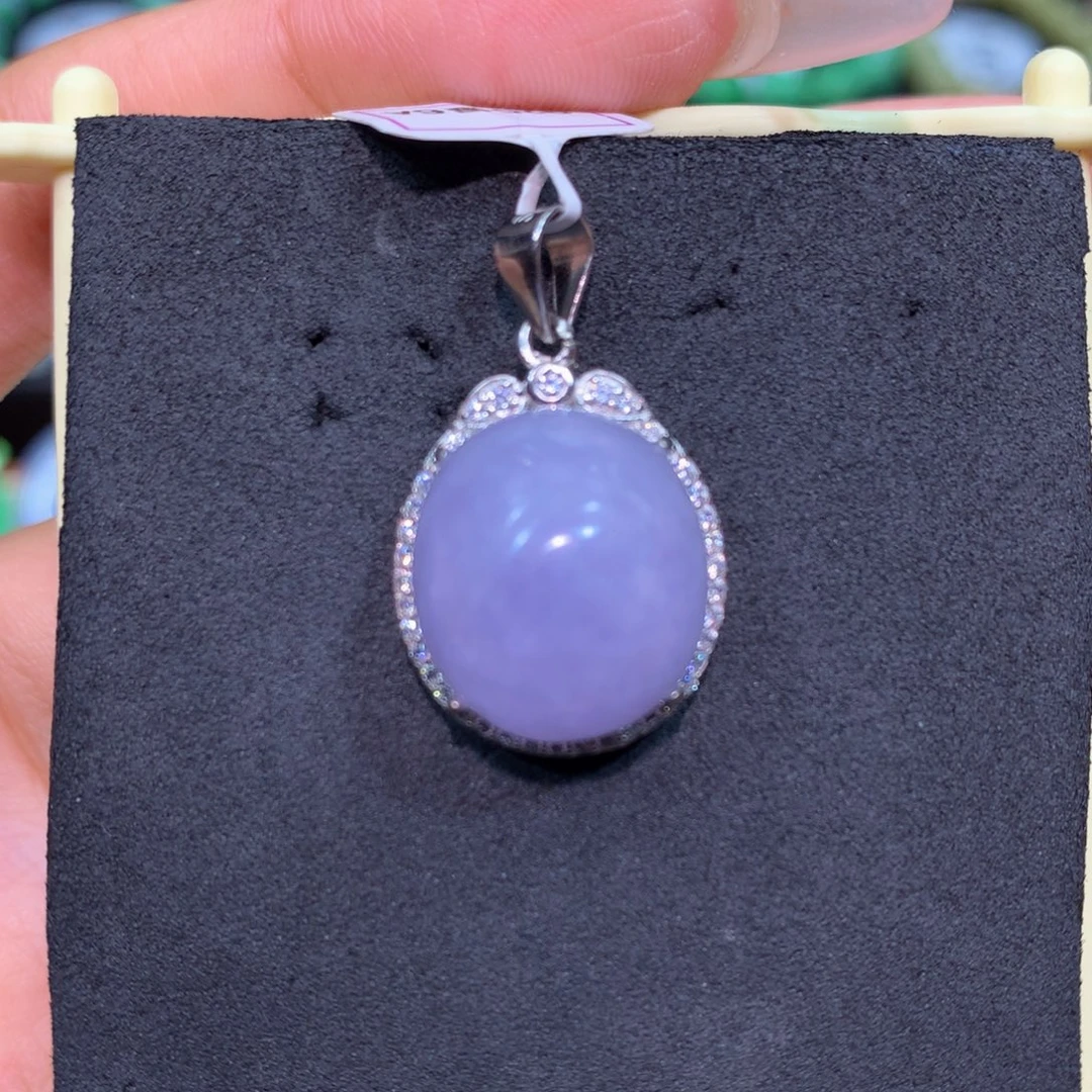 翡翠银S925镶嵌颈饰翡翠