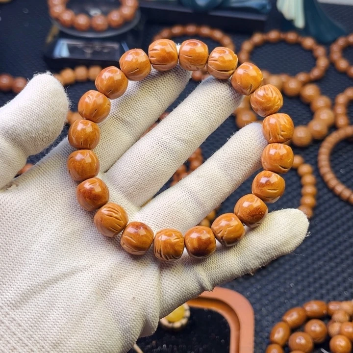 桃核手串11+尺龙纹直切「浮力」