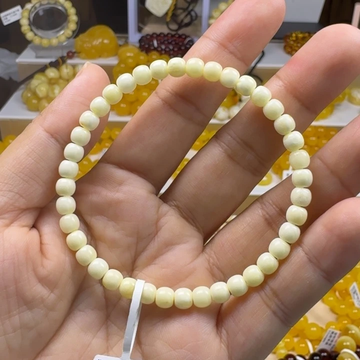 未镶嵌琥珀手串瓷白