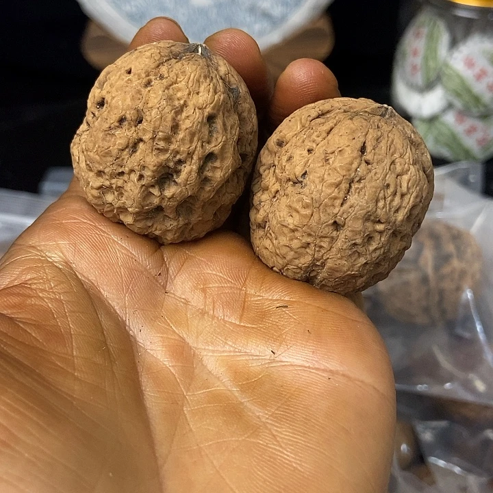 把件文玩核桃云南铁核桃基地69