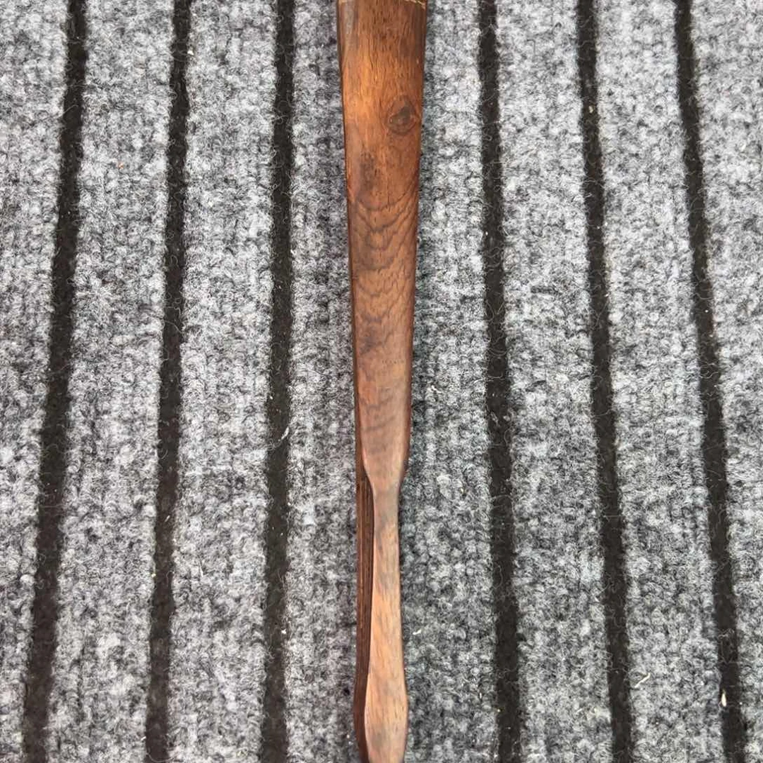 林***总黄花梨折扇扇骨有瑕疵