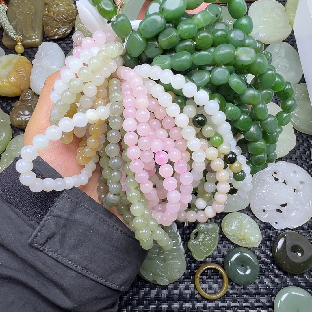 和田玉未镶嵌吊坠(赠链)任意5条