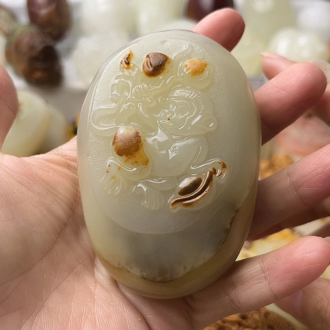 石材方解石手把摆件不退换猴