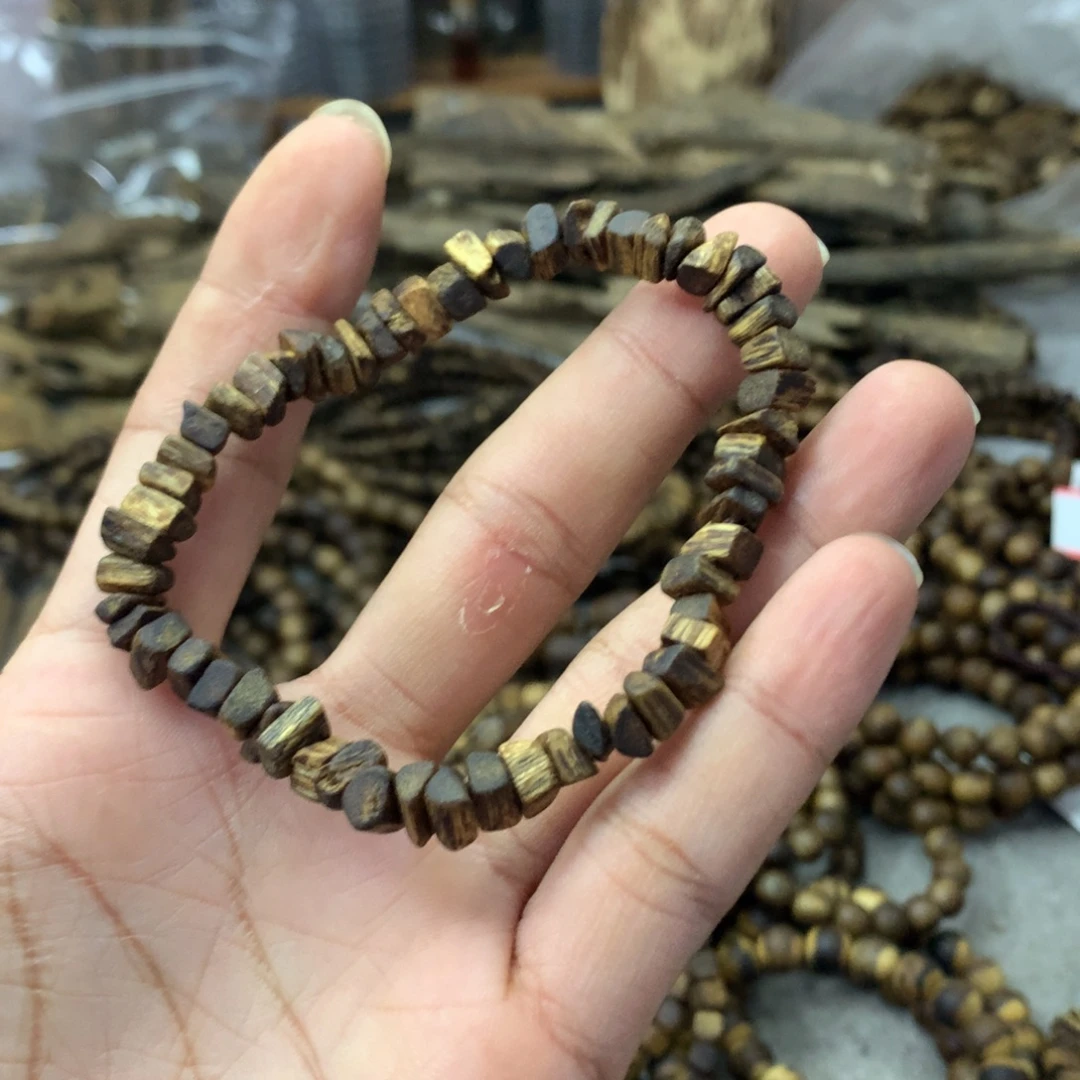 沉香沉香碎屑随形