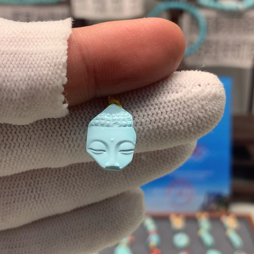 绿松石未镶嵌挂件