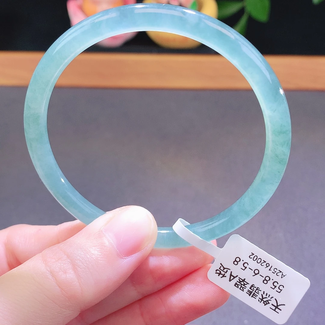 翡翠未镶嵌手镯天然翡翠