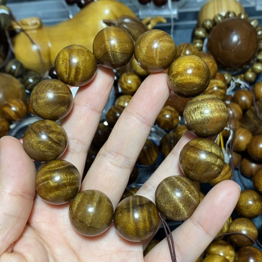 金丝楠木雕工艺品20