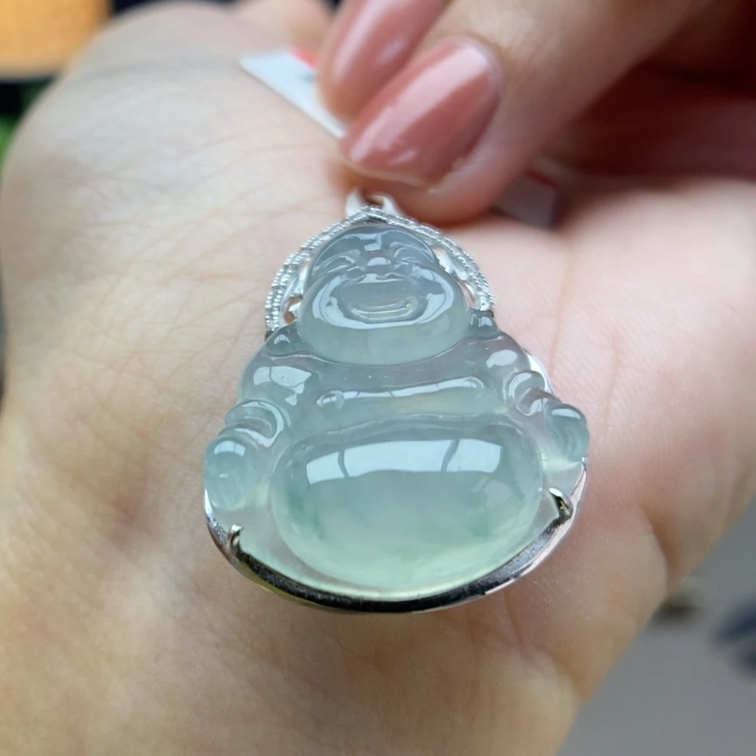 翡翠18K金镶嵌颈饰吊坠52