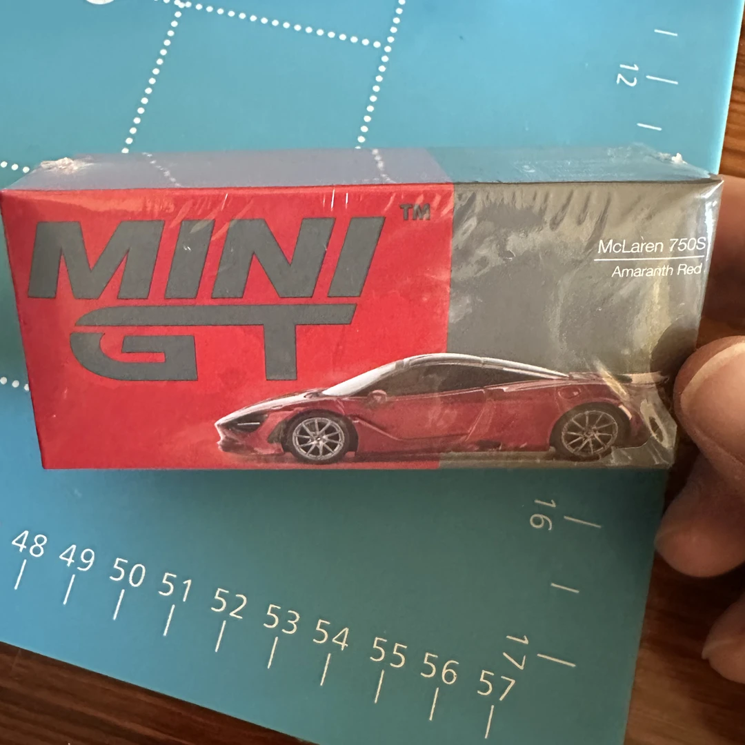 1:64 minigt 迈凯轮750s 775号 合金模型