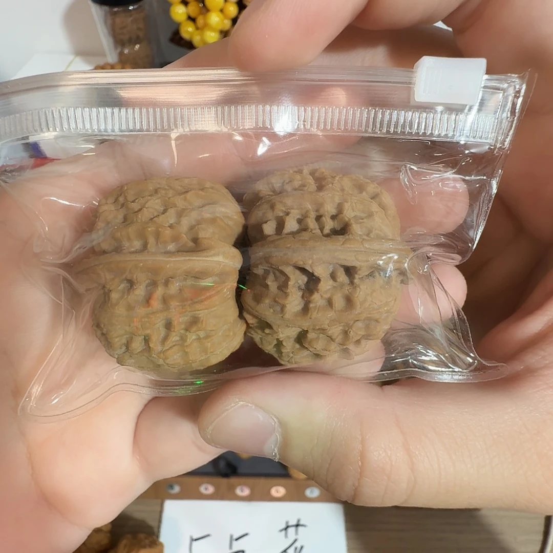 猴头核桃吊坠核桃一对
