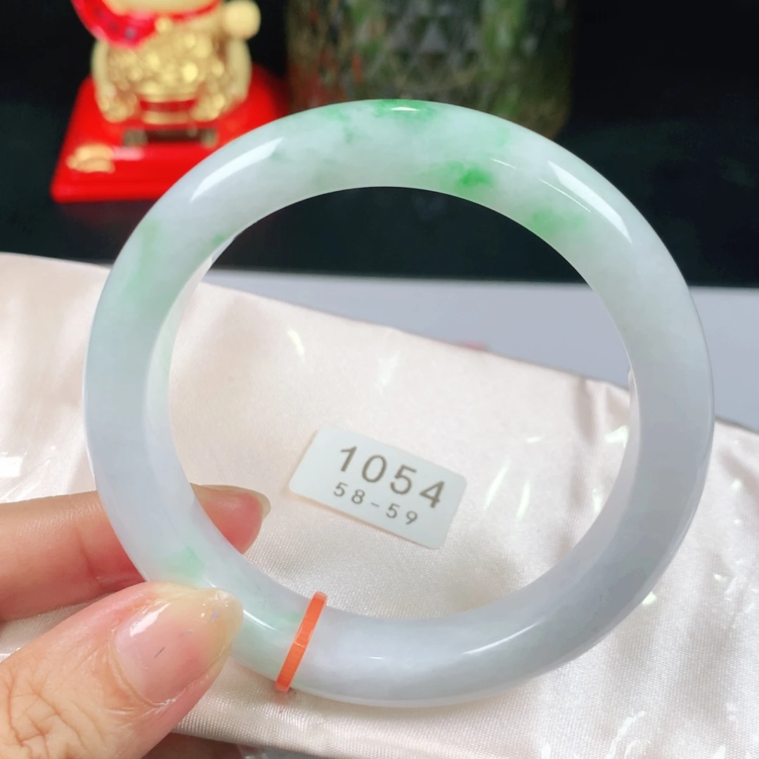 翡翠手镯未镶嵌1054