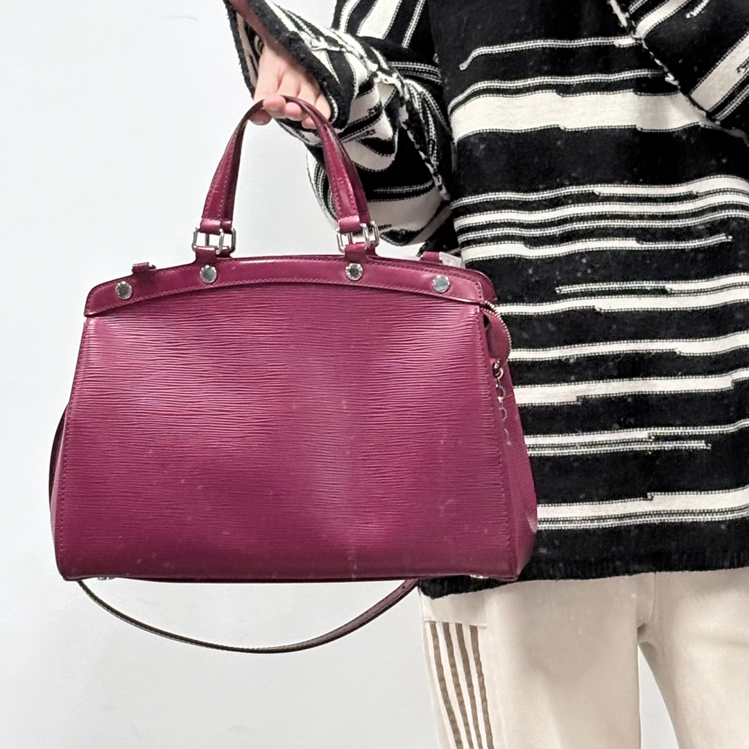 95新 LV lv 玫红水波纹医生包手拎斜挎包