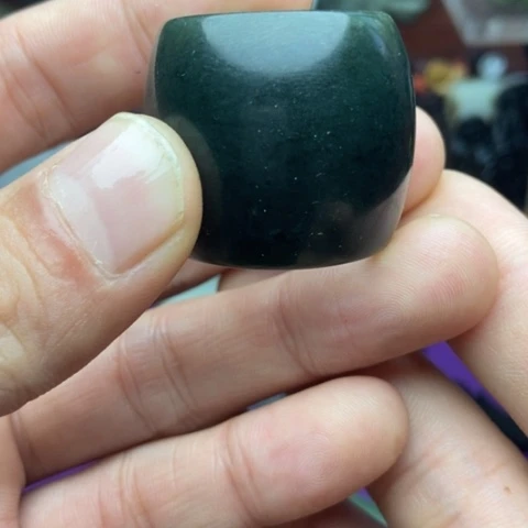 未镶嵌手镯透闪石质玉