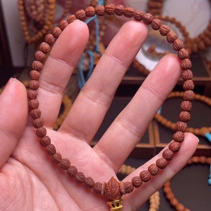 多***水桃核吊坠龙文桃核